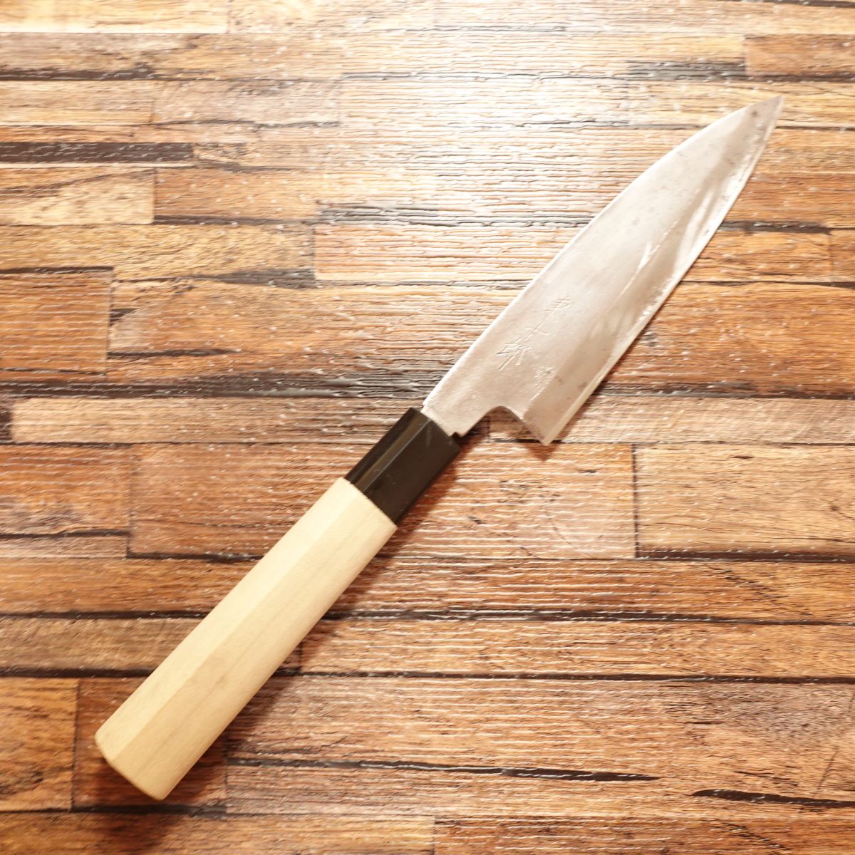 Tojuro Aideba Knife, Sharpened, Funayuki Knife, Wa-Santoku, Single-Bevel