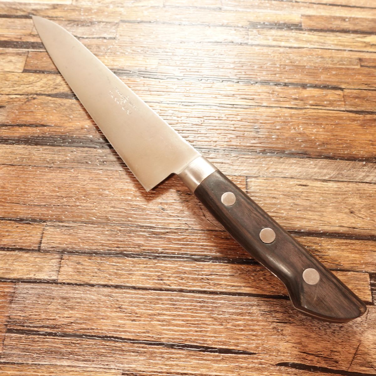 Sakai Takayuki Gyuto Knife, Sharpened, All-Purpose Knife, Hagane, Semi-Single-Edged 7:3, Slight Handle Damage