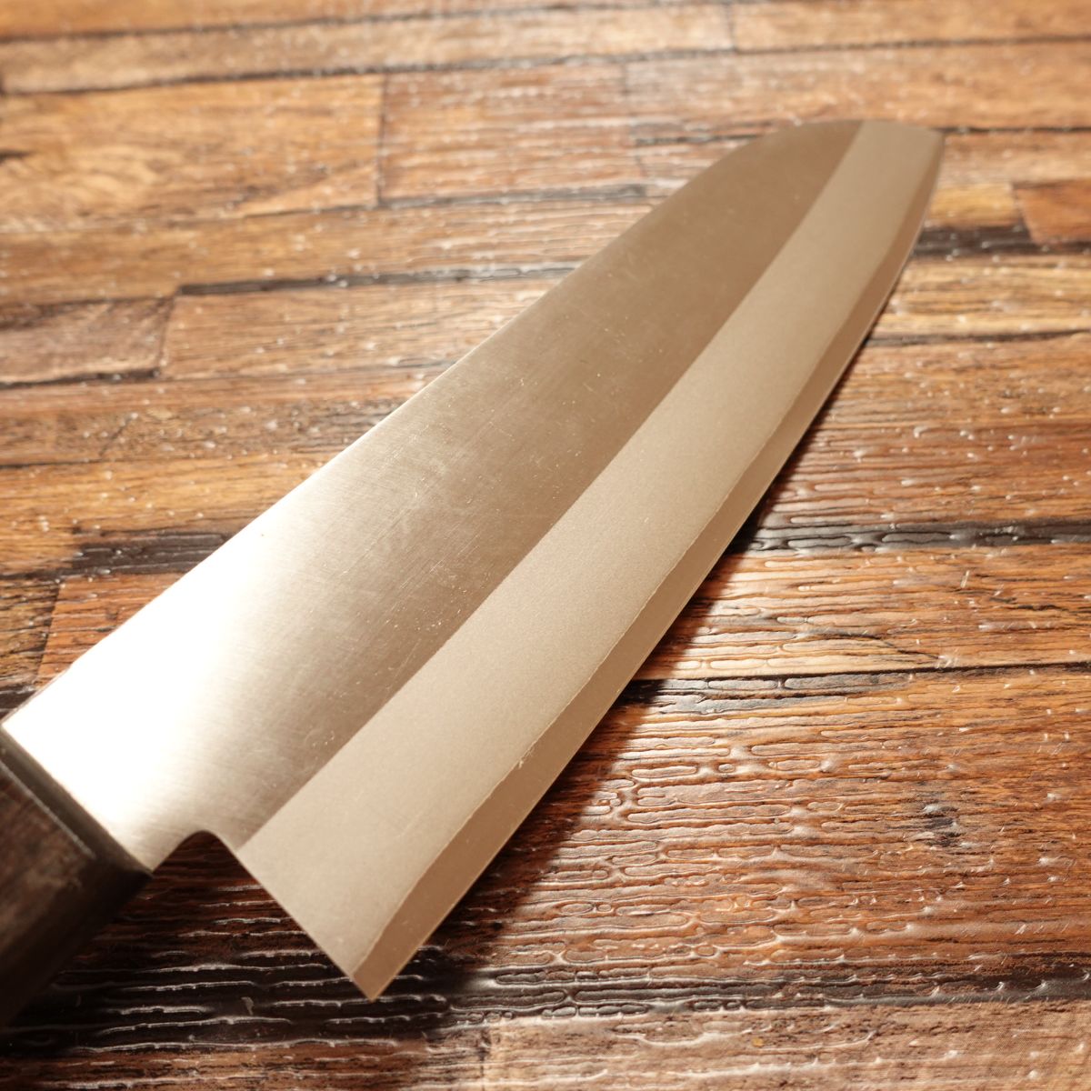 Sakai Akimasa Santoku Knife, Unused Stored Item, Hon-Warikomi, All-Purpose Knife, Comes with Anti-Rust Paper, Pouch, and Seal