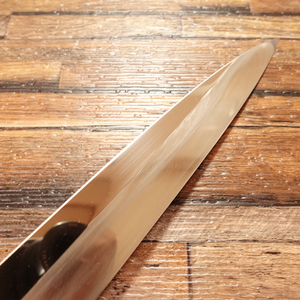 Yanagiba Knife, Sharpened, High-Grade Stainless Steel, Water Buffalo Handle, Sashimi Knife, No Engraving, Mirror Finish, Nearly Unused Stored Item, Comes with Wooden Sheath