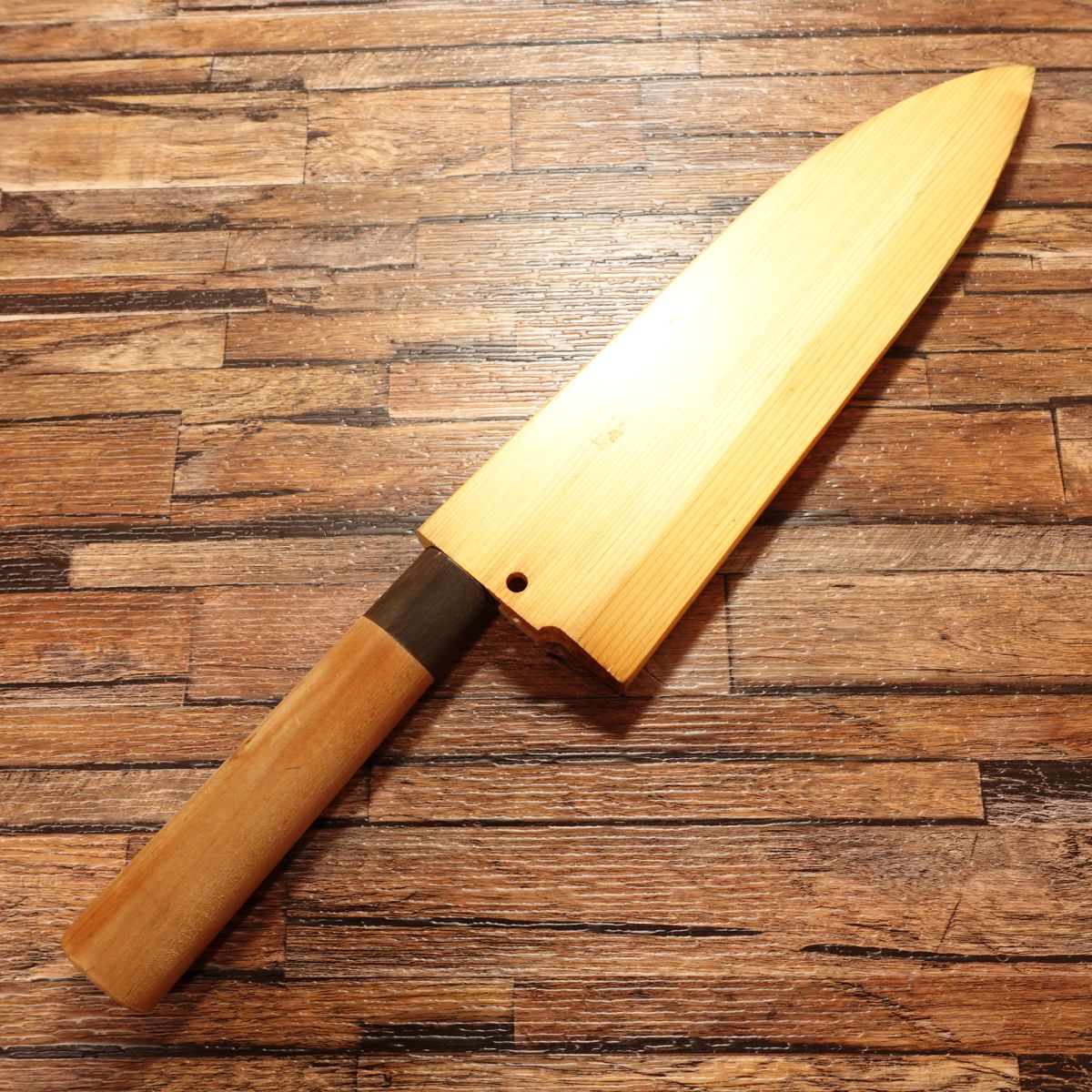 Ootomi Large Deba Knife, Sharpened, Water Buffalo Handle, 210mm, Comes with Wooden Sheath, Minimal Signs of Use