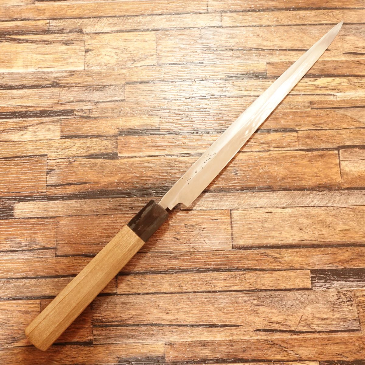 Aritsugu Honyaki Yanagiba Knife, Sharpened, Octagonal Water Buffalo Handle, Sashimi Knife, Carefully Used