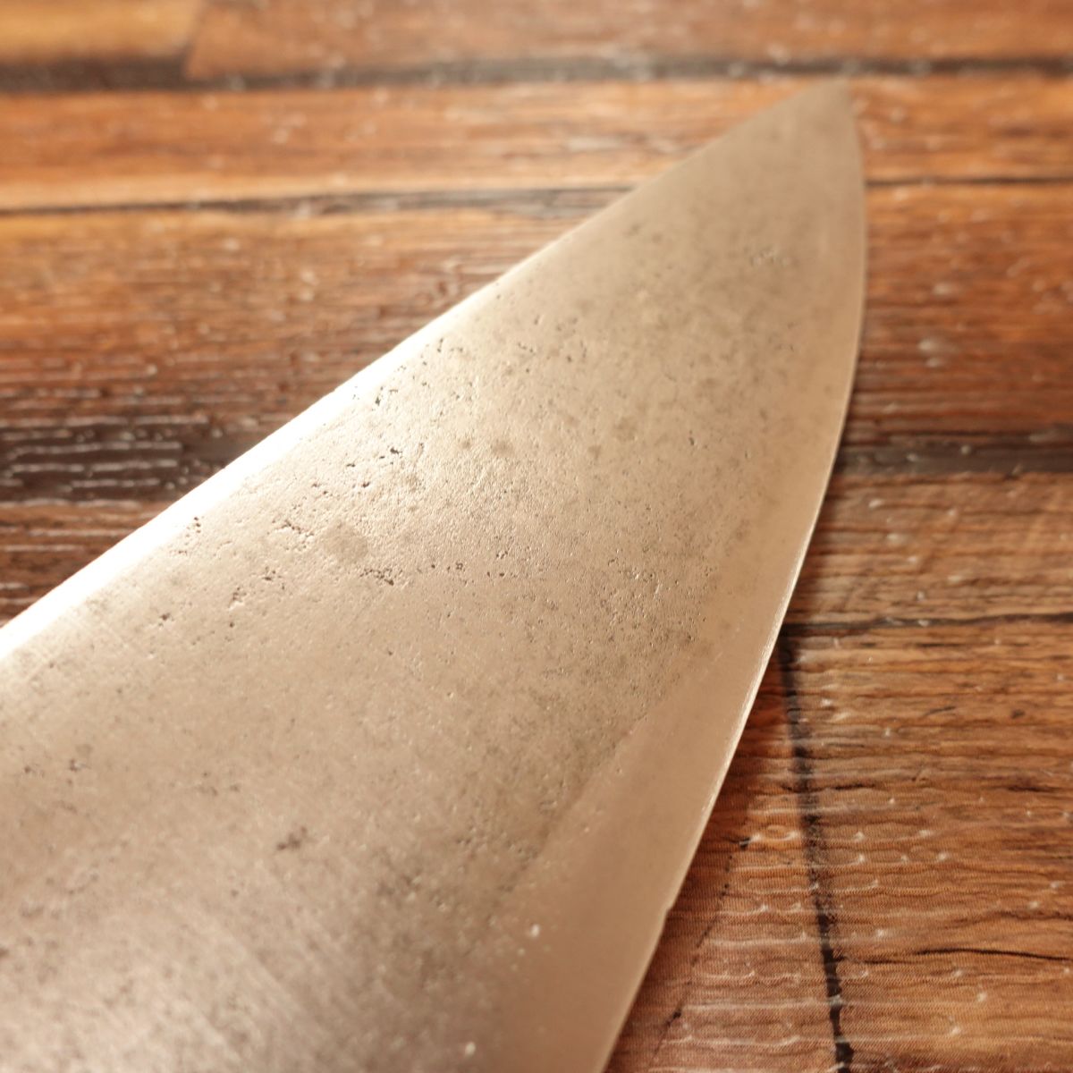 Shinjuku Ando Deba Knife, Sharpened, Water Buffalo Handle, 180mm, Thick Blade