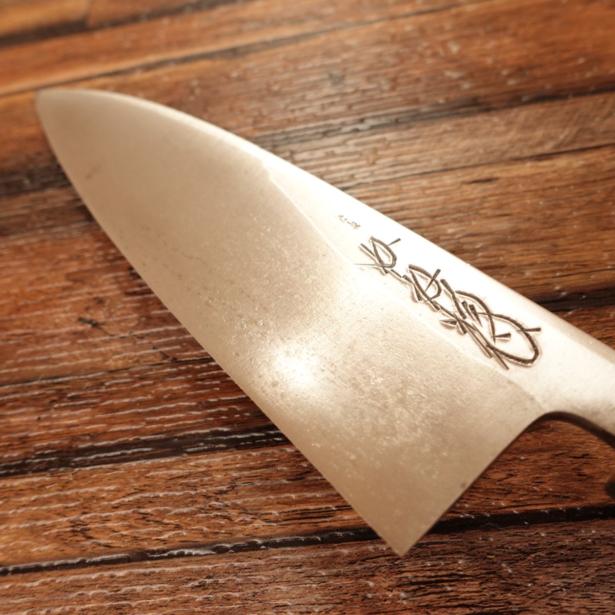 Kanesou Deba Knife, Sharpened, Water Buffalo Handle, Thin Ai-Deba Knife