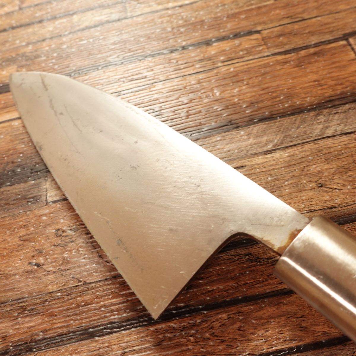 Sekimagoroku Deba Knife, Sharpened, Lightly Used, Small Crack in Handle, 155mm