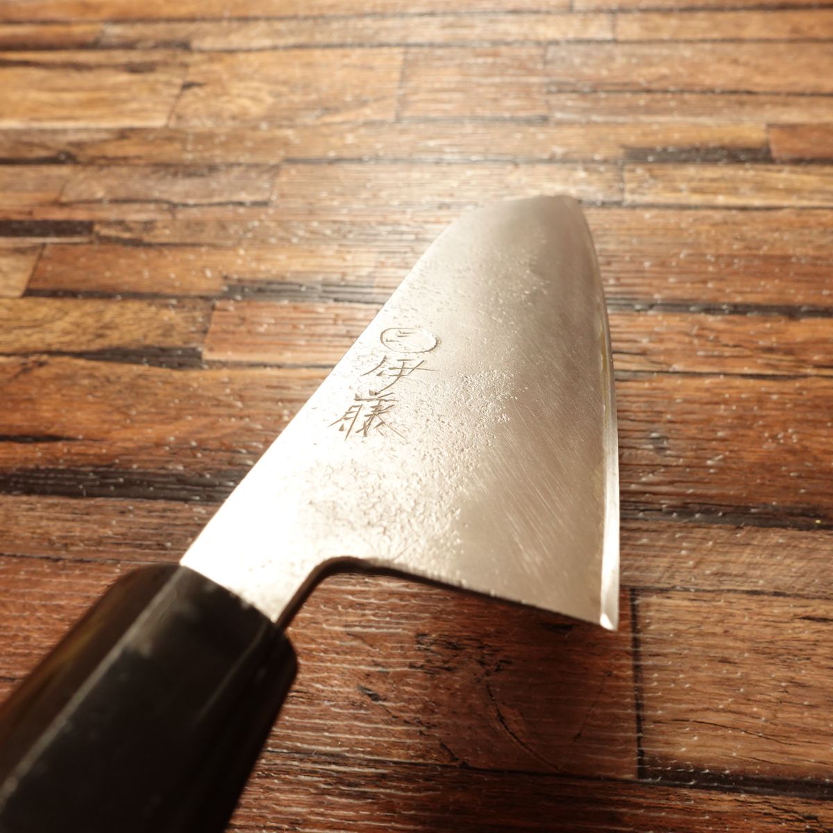 Ito Japanese Santoku Knife, Sharpened, Marusan Brand, Nashiji Finish, Hon-Warikomi Hagane Steel, 165mm