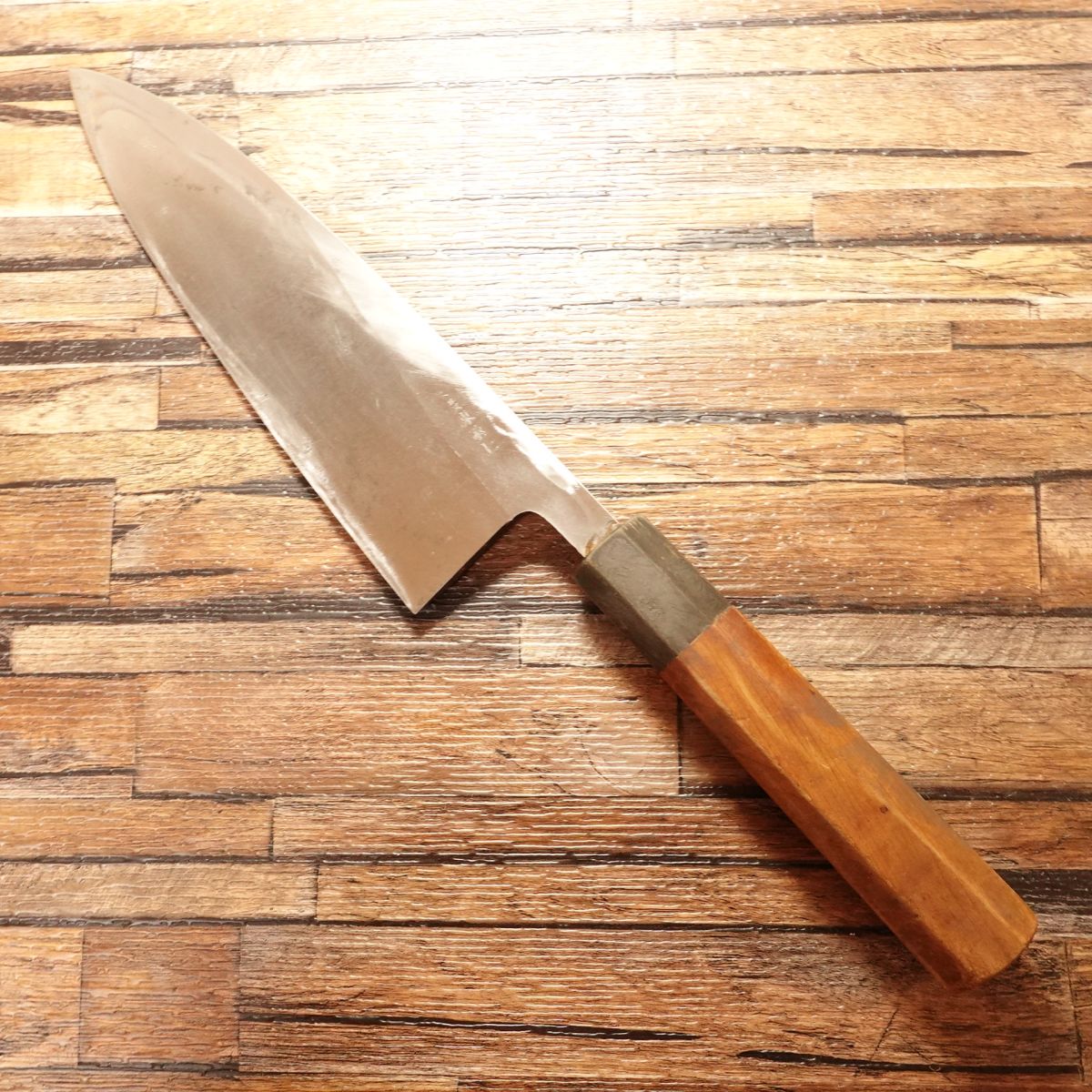 Sakai Ichimonji Tadakuni Large Deba Knife, Sharpened, Octagonal Buffalo Horn Handle, 7-Sun, Fully Forged Premium, 210mm