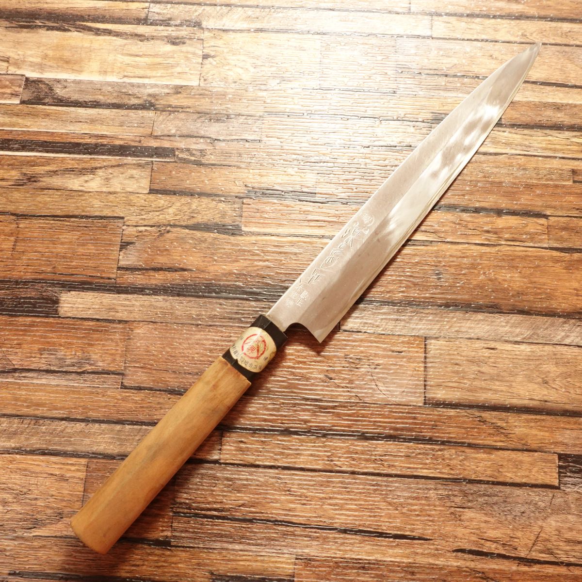 Minamoto Kikushige Yanagiba Knife, Sharpened, Sashimi Knife, Sakai, Finest Forged, With Seal, 240mm