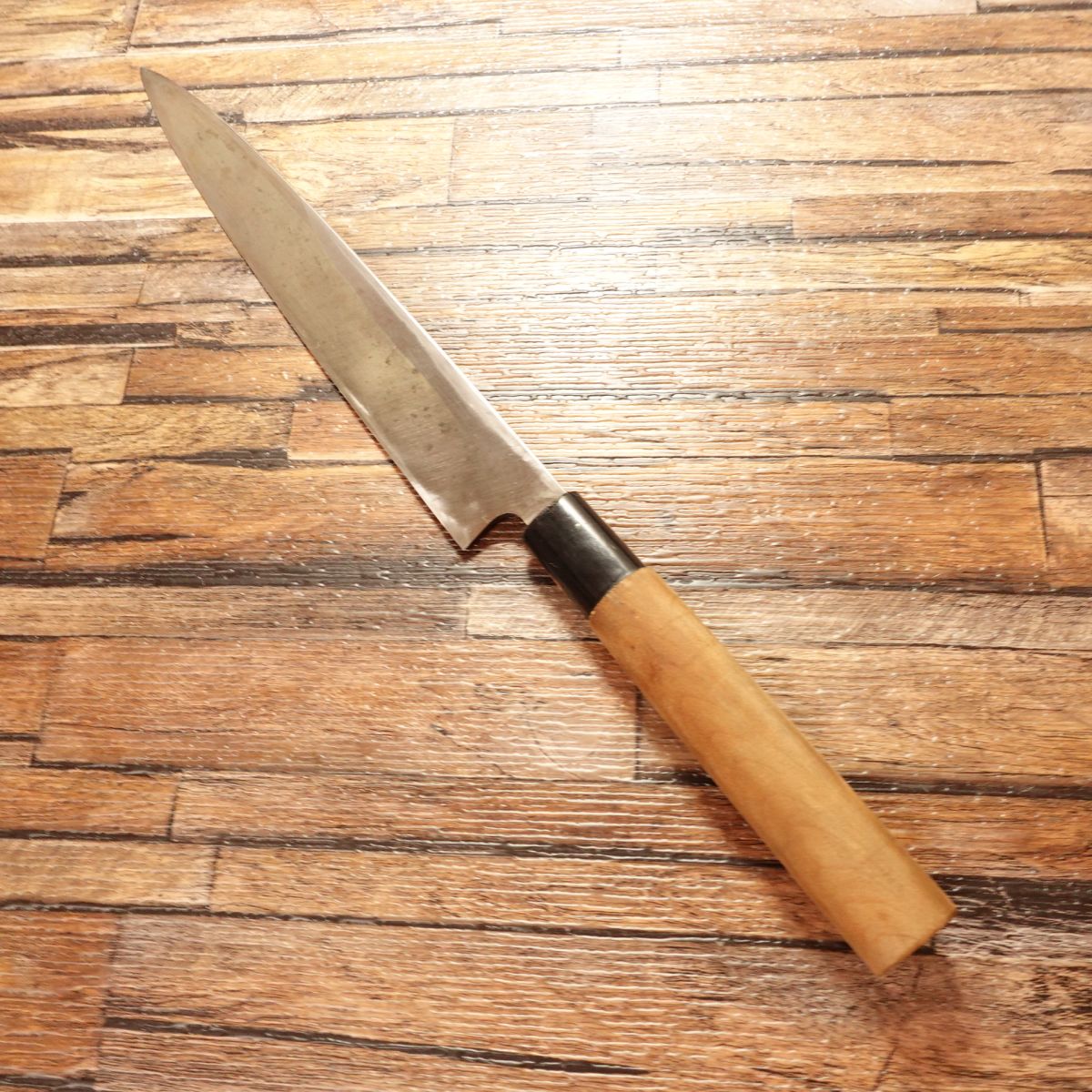 Minamoto Kikushige Yanagiba Knife, Sharpened, Sashimi Knife, Sakai, Finest Forged, With Seal, 240mm