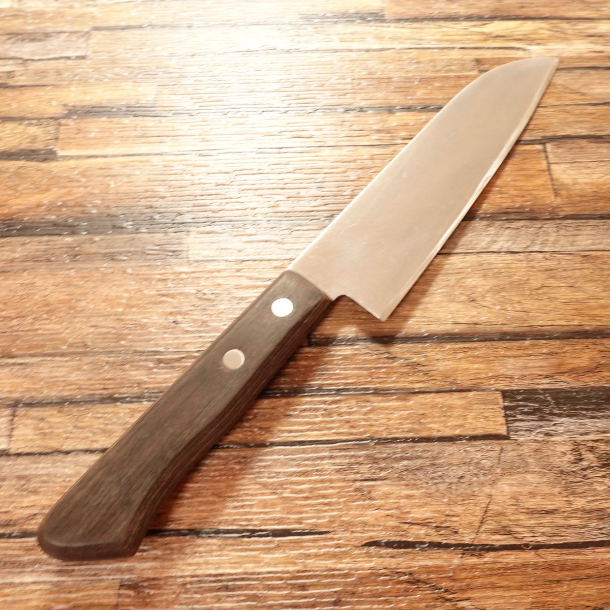 Tadawaki Santoku Knife, Sharpened, All-Purpose Knife, Honwarikomi, DP Treated, 160mm