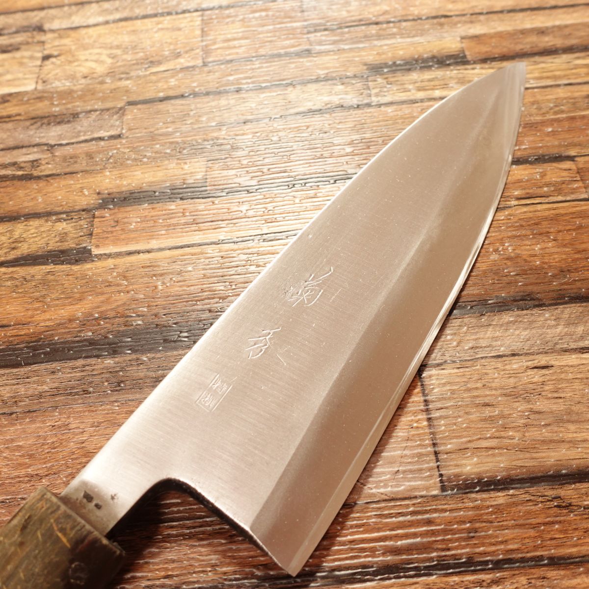 Kikuhide Large Deba Knife, Sharpened, Tokusen, Water Buffalo Handle, Hagane, Single-Edged, Spine Scratch, 205mm
