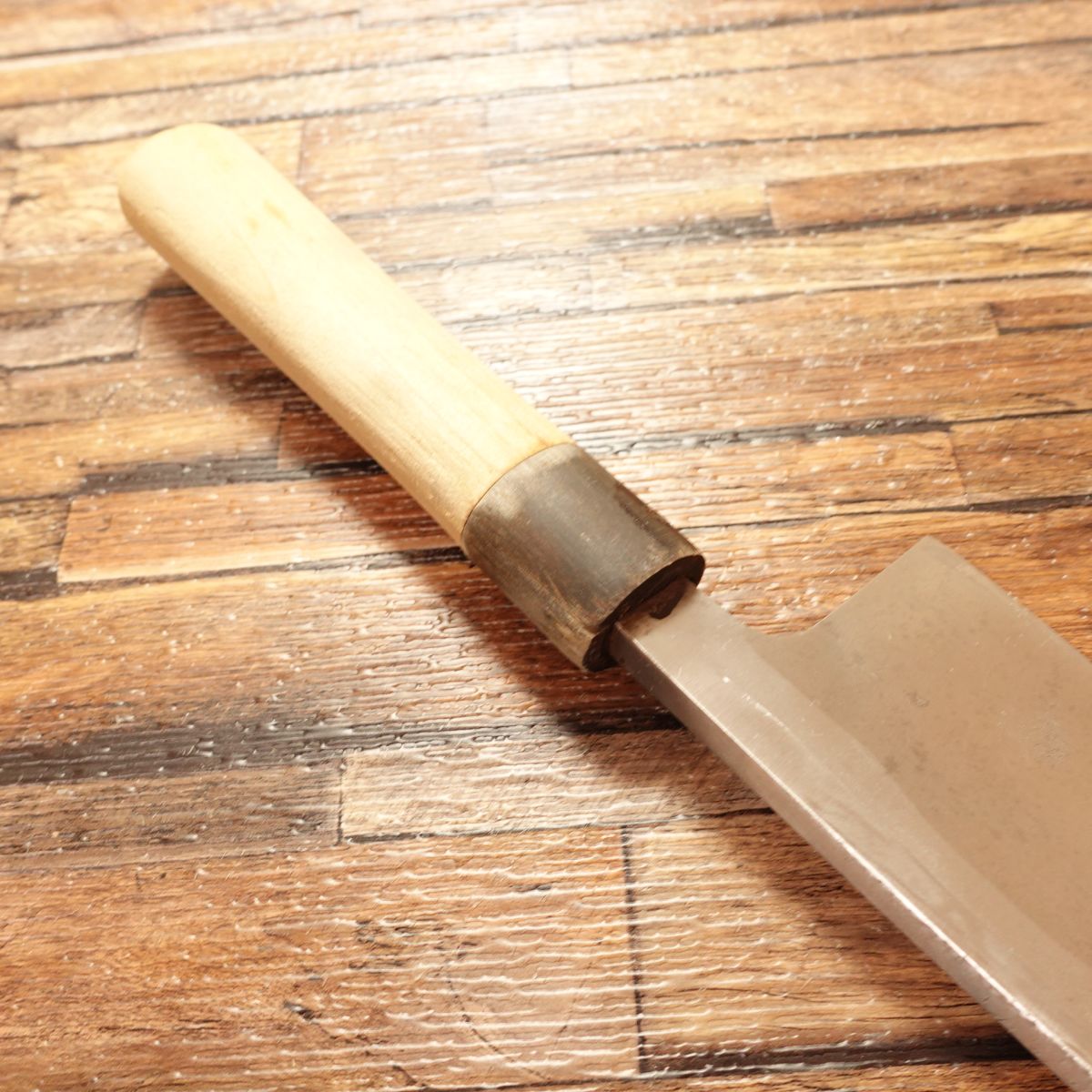 Kikuhide Large Deba Knife, Sharpened, Tokusen, Water Buffalo Handle, Hagane, Single-Edged, Spine Scratch, 205mm