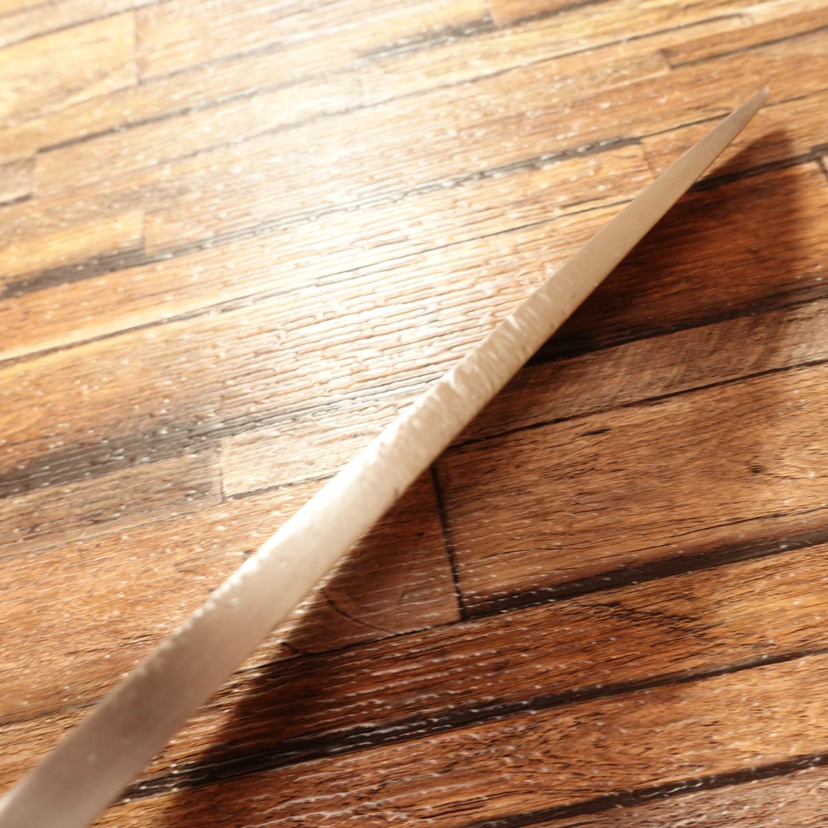 Kikuhide Large Deba Knife, Sharpened, Tokusen, Water Buffalo Handle, Hagane, Single-Edged, Spine Scratch, 205mm