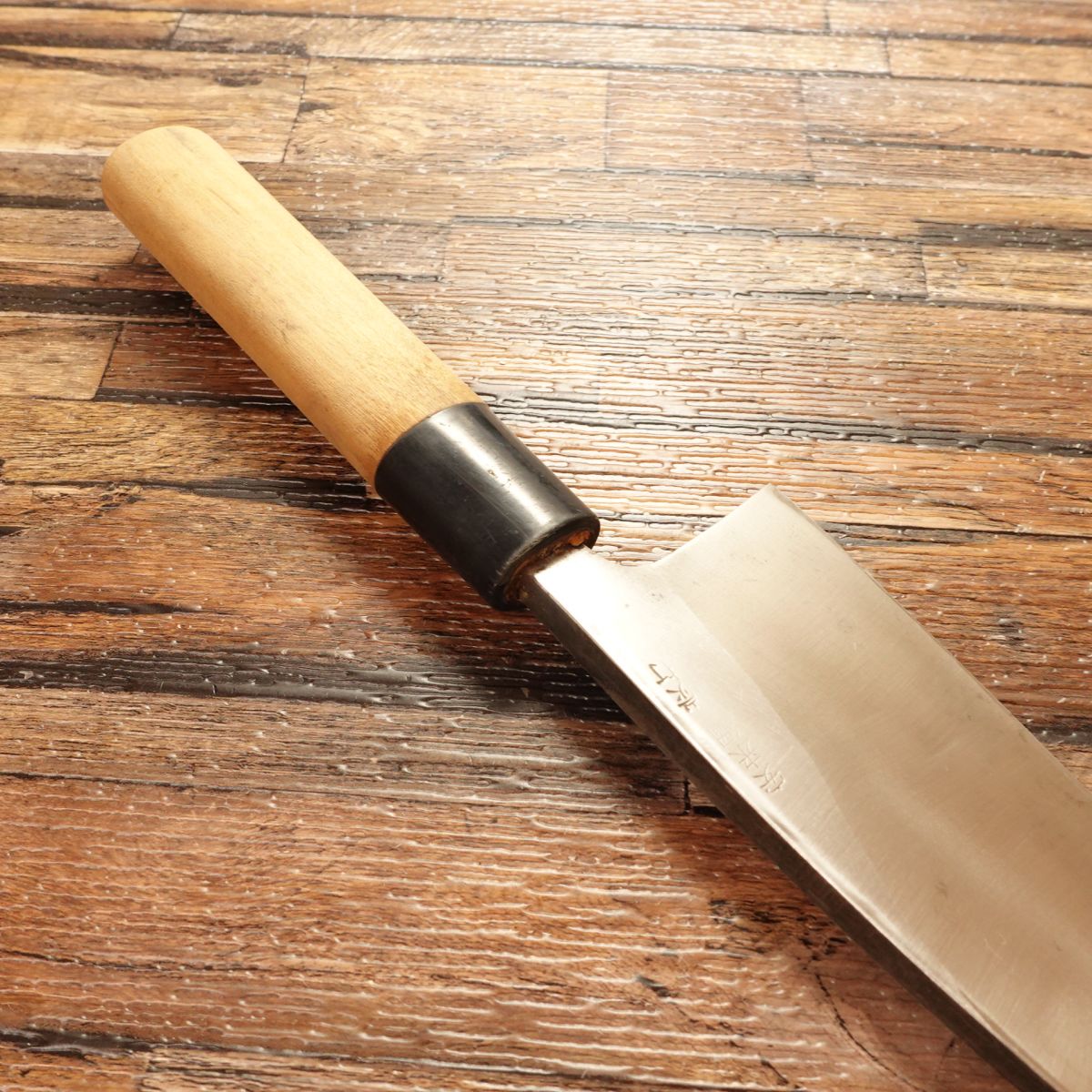 Kaneyuu Deba Knife, Sharpened, Black-Forged, Hammered Finish, Yasuki Steel, Carbon Forge, “Shu” Grade, 155mm