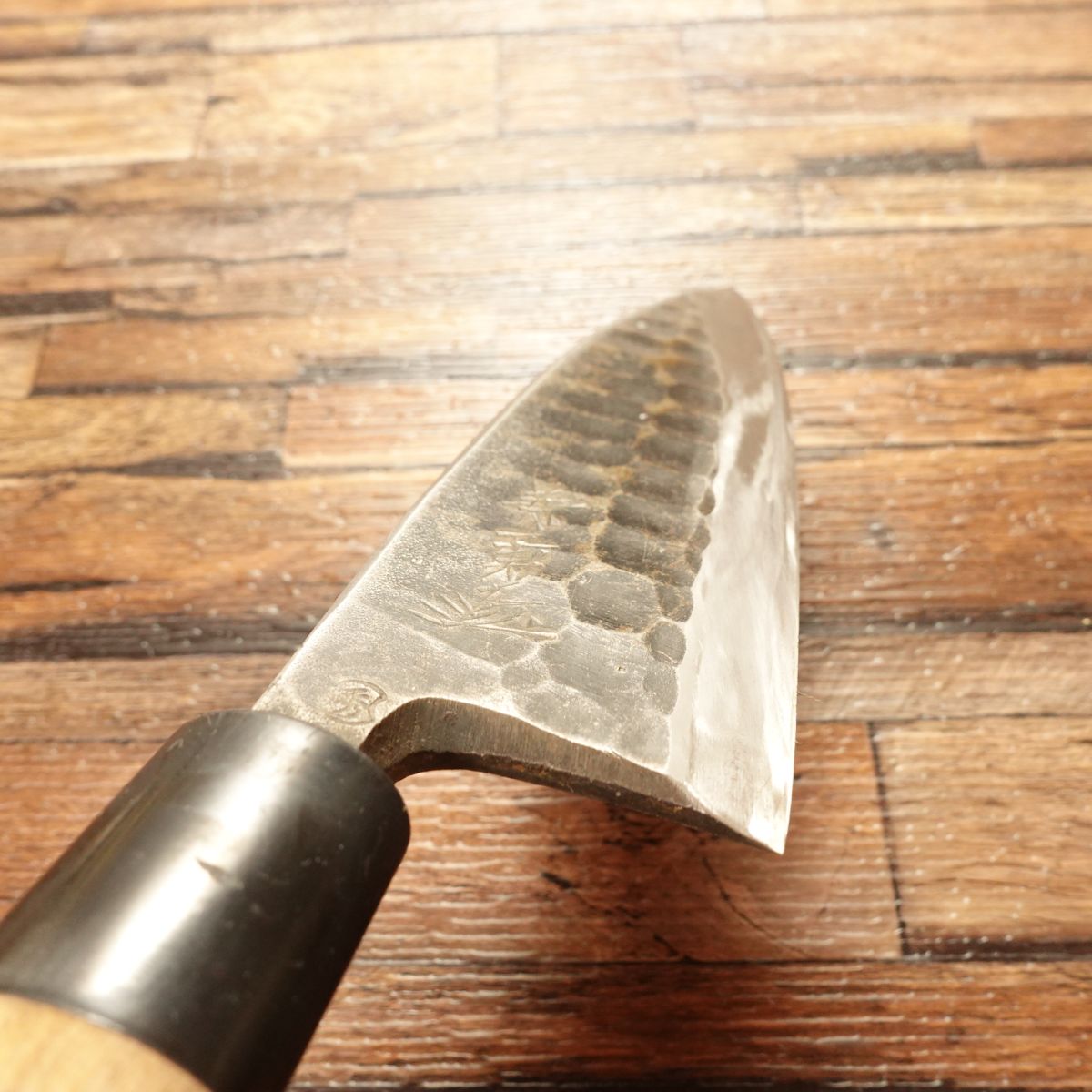 Kaneyuu Deba Knife, Sharpened, Black-Forged, Hammered Finish, Yasuki Steel, Carbon Forge, “Shu” Grade, 155mm