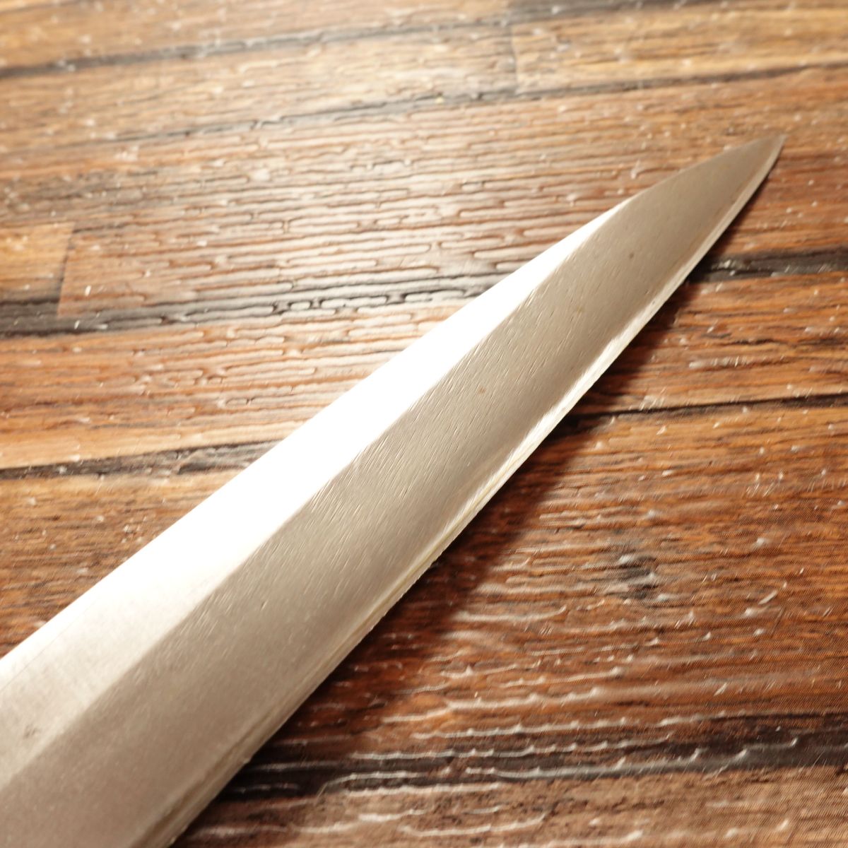Kikuichimonji Yanagiba Knife, Sharpened, Sashimi Knife, Light Use, 205mm
