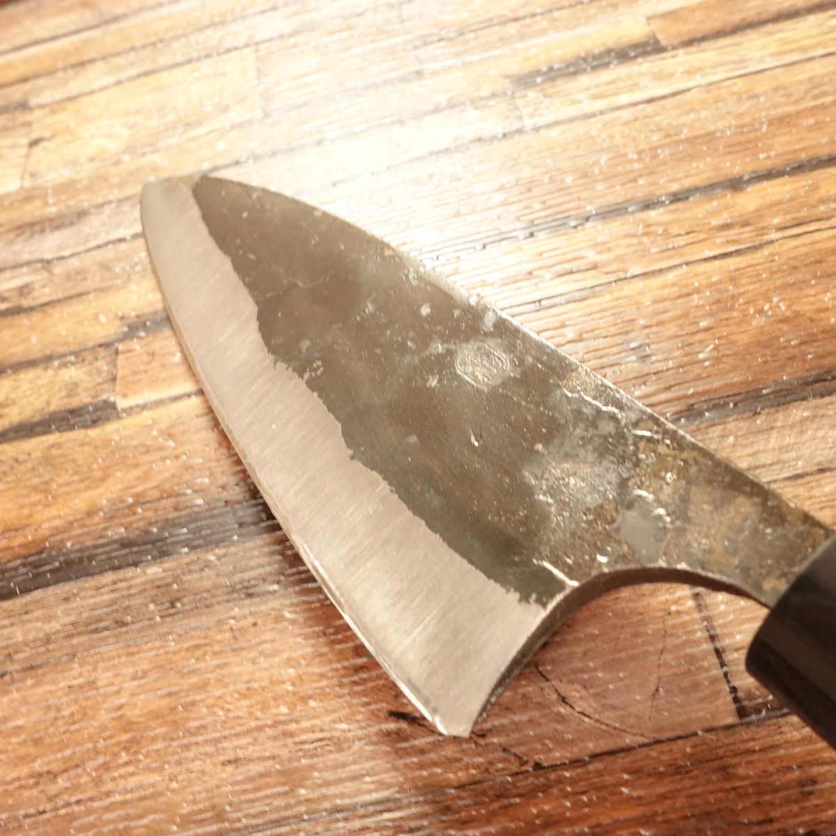 Honshu Double-Bevel All-Purpose Knife, Sharpened, Ikenami Hamono Seisakusho, Tanegashima Black-Forged Wa-Santoku, Unused, Boxed, 175mm