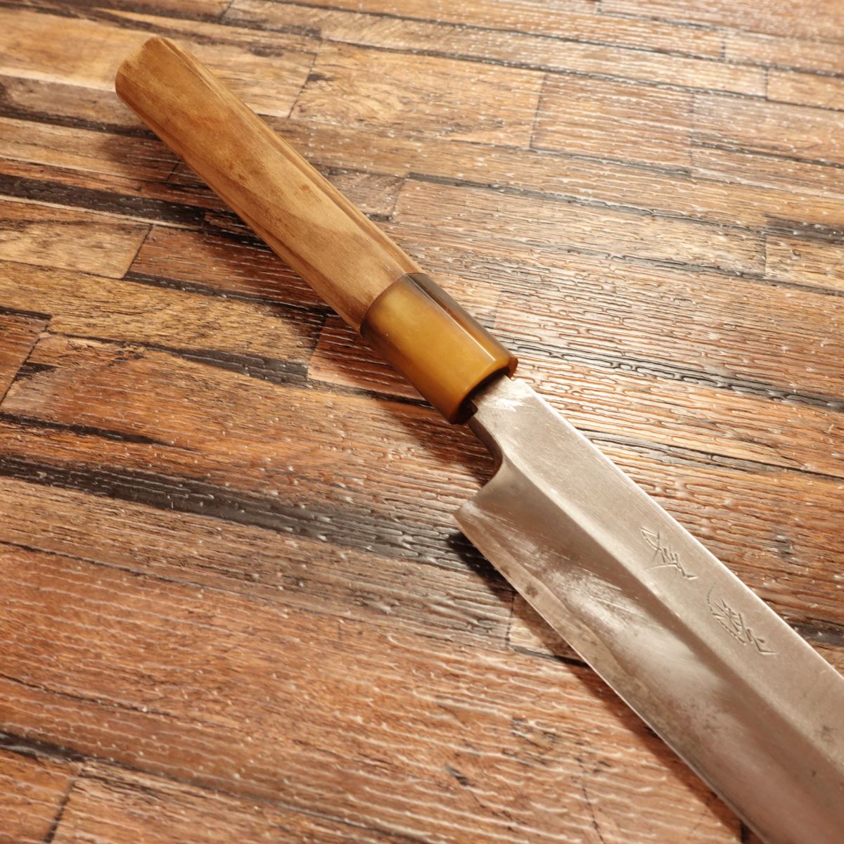 Kikusue Yanagiba Knife, Sharpened, Forged by Swordsmith Mizuno Masanori, Sashimi Knife, White Water Buffalo Handle, High-Carbon Steel, Rare, 275mm