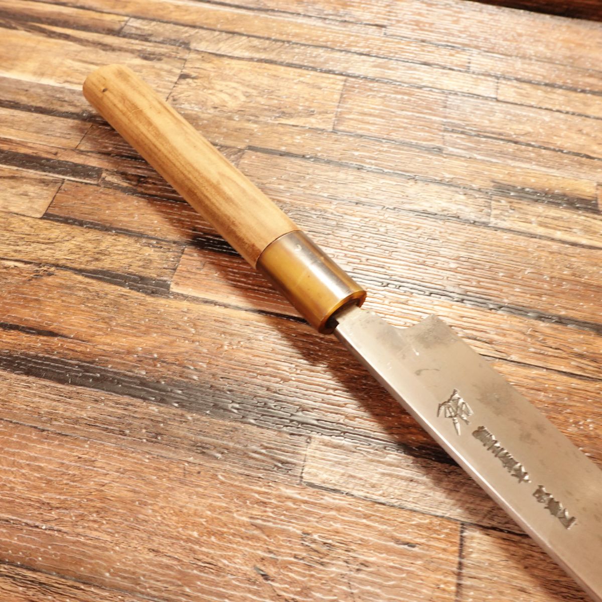 Kikusue Yanagiba Knife, Sharpened, Forged by Swordsmith Mizuno Masanori, Sashimi Knife, White Water Buffalo Handle, High-Carbon Steel, Rare, 275mm