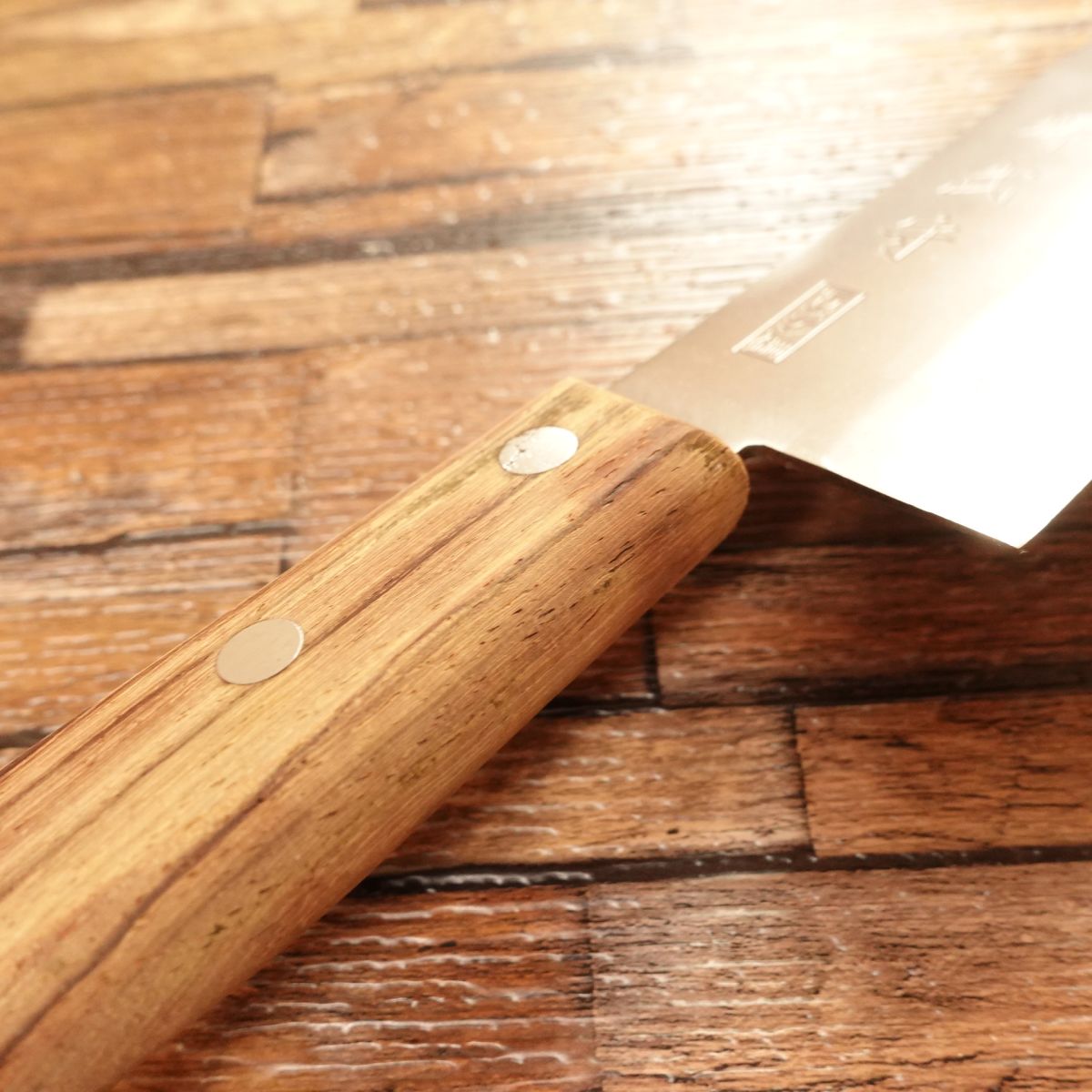 Sakai Takemori Santoku Knife, Sharpened, Molybdenum Stainless, All-Purpose Knife, 165mm