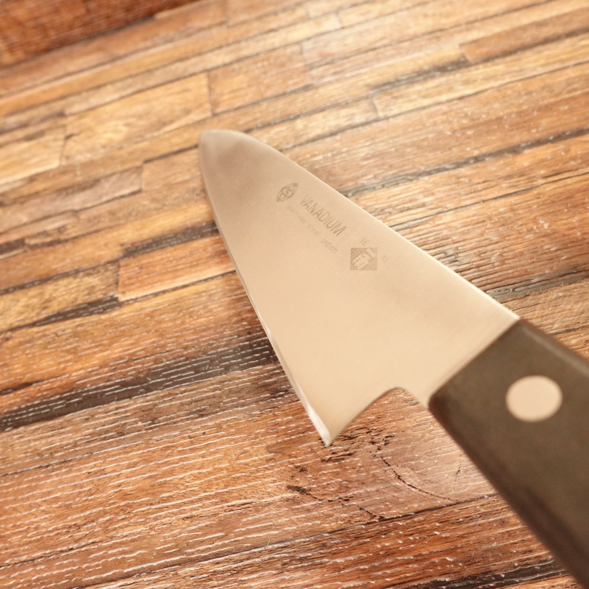 Ikkaku Gyuto Knife, Sharpened, Vanadium Stainless, SEKI, 180mm