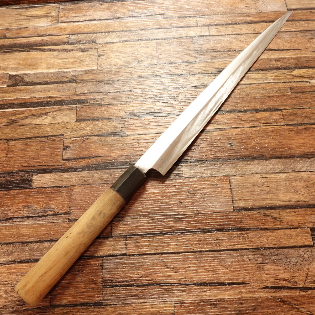 Long Yanagiba Knife, Sharpened, Faint Marking, Carefully Used, Value Item, Approx. 295mm