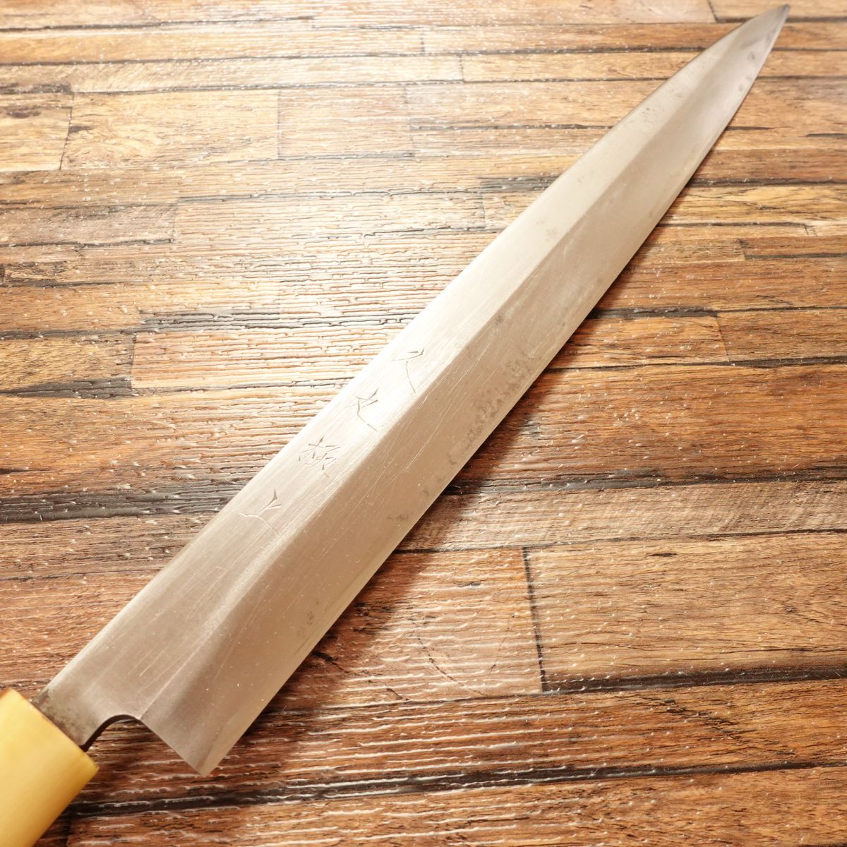 Hisamaru Yanagiba Knife, Sharpened, White Buffalo Horn Handle, Kyokujo Series, Sashimi Knife, 360mm