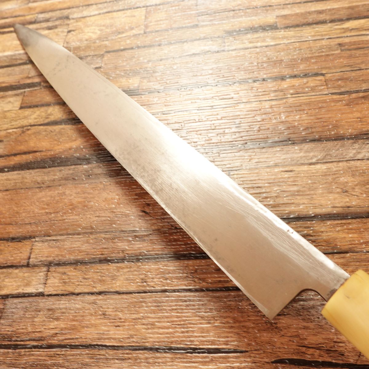 Hisamaru Yanagiba Knife, Sharpened, White Buffalo Horn Handle, Kyokujo Series, Sashimi Knife, 360mm