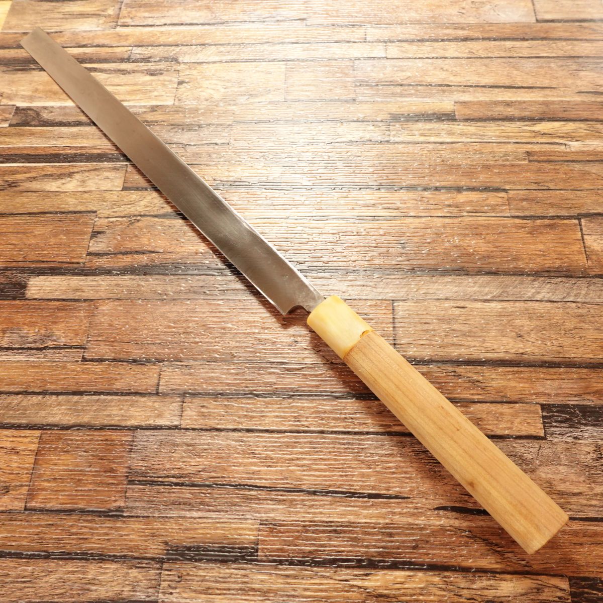 Aritsugu Tako-Hiki Knife, Sharpened, White Water Buffalo Handle, Sashimi Knife, Octopus Cutter, Lightly Used, 305mm