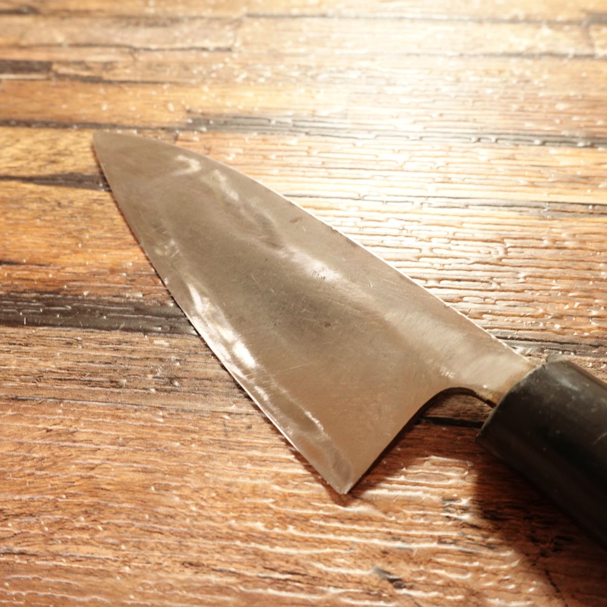 Sakai Shugaku Aji‑Kiri (Small Deba) Knife, Sharpened, Special Aji Cutter, 105 mm (note: some damage on the spine)
