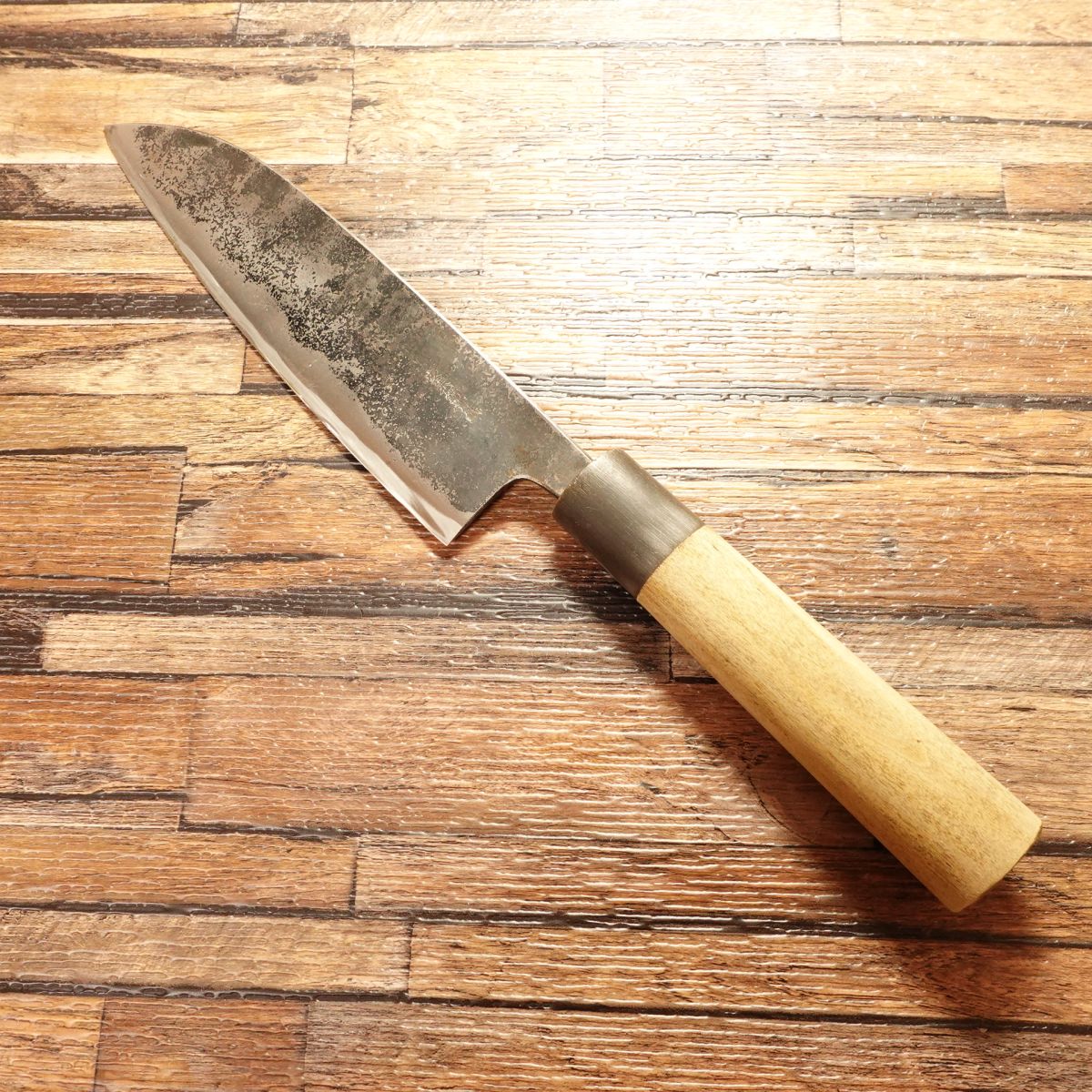 Izutsuki Kiya Wa‑Santoku Knife, Sharpened, Water Buffalo Handle, Yasugi Blue Paper Steel, Black Finish, All‑Purpose “Wa” Gyuto Style, 165 mm