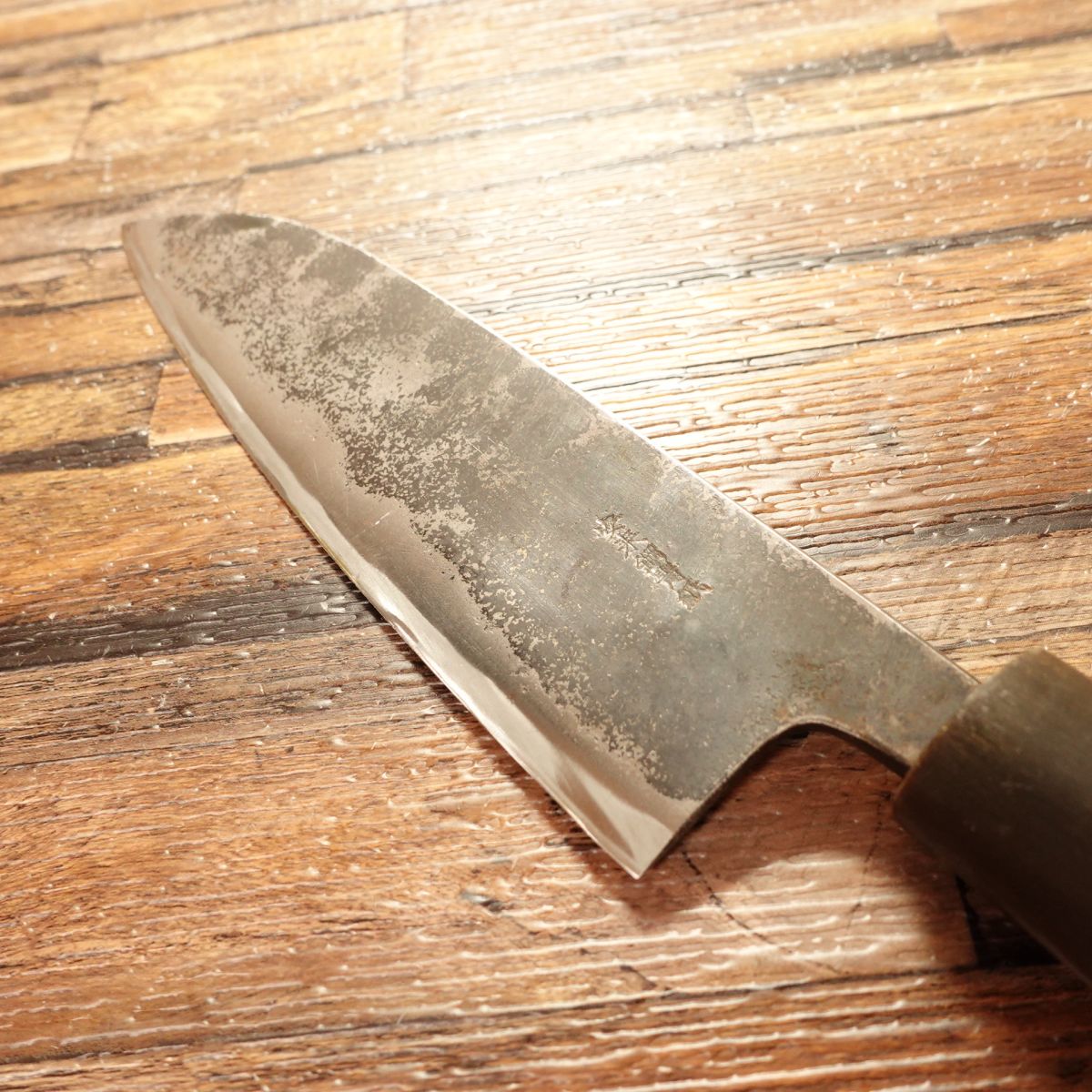 Izutsuki Kiya Wa‑Santoku Knife, Sharpened, Water Buffalo Handle, Yasugi Blue Paper Steel, Black Finish, All‑Purpose “Wa” Gyuto Style, 165 mm