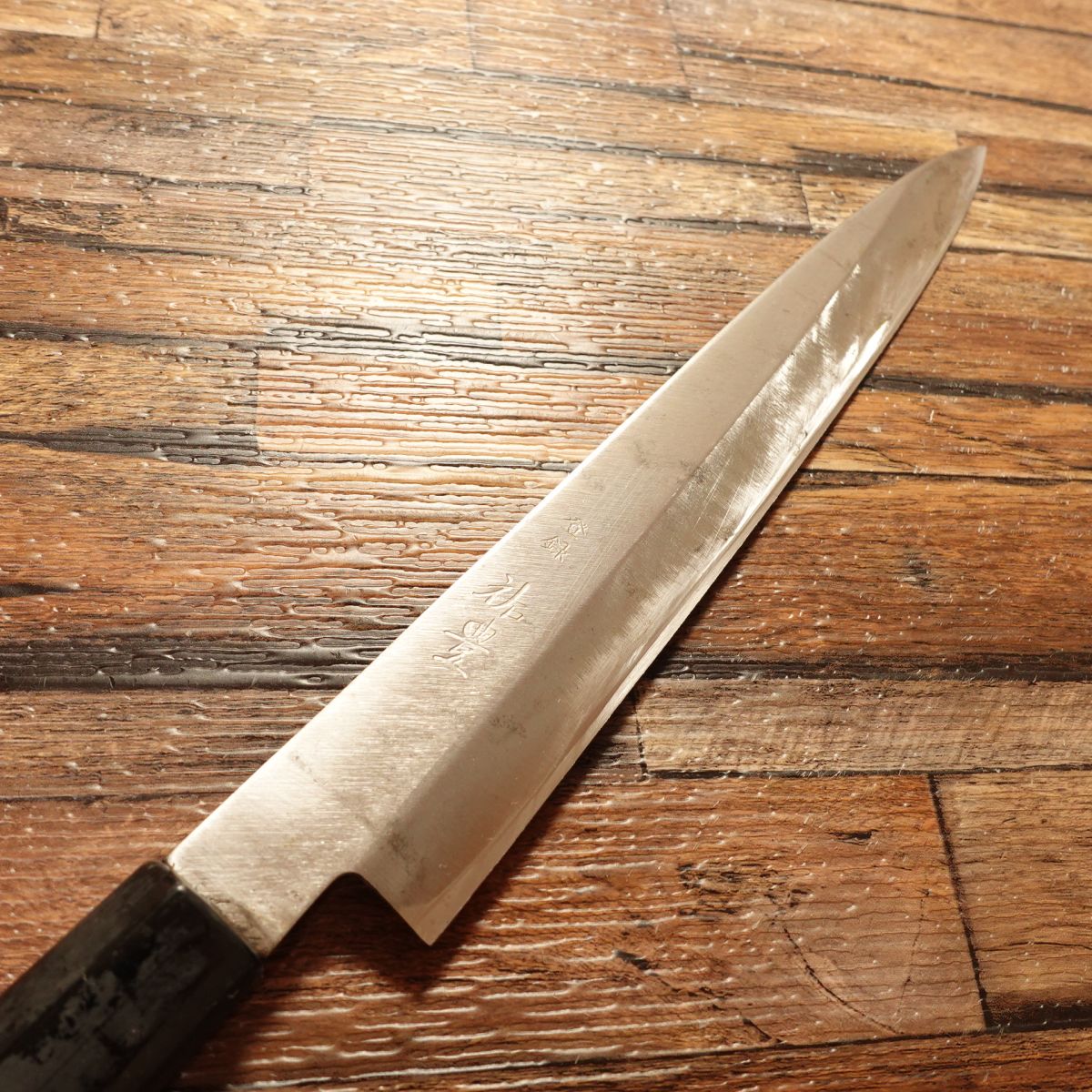 Suketoyo Yanagiba Knife, Sharpened, Hagane, Thin Blade, Comes with Brand Sticker, 220 mm