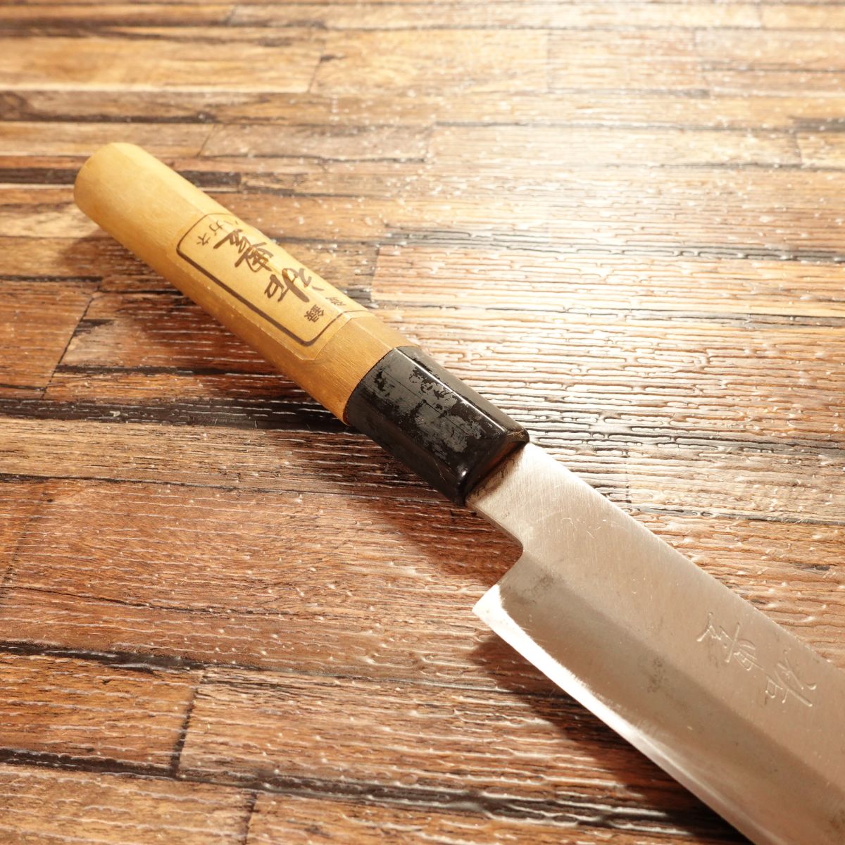 Suketoyo Yanagiba Knife, Sharpened, Hagane, Thin Blade, Comes with Brand Sticker, 220 mm