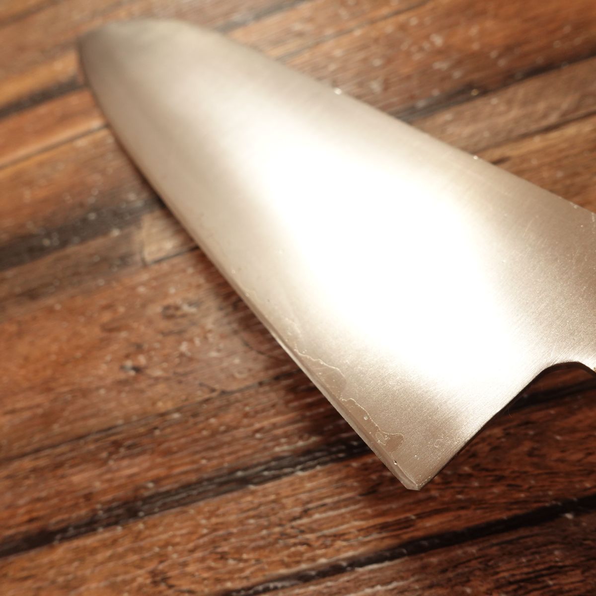 Musoken Santoku Knife, Sharpened, All-Purpose Knife, Hon-Warikomi, DP Gold Series, 185mm