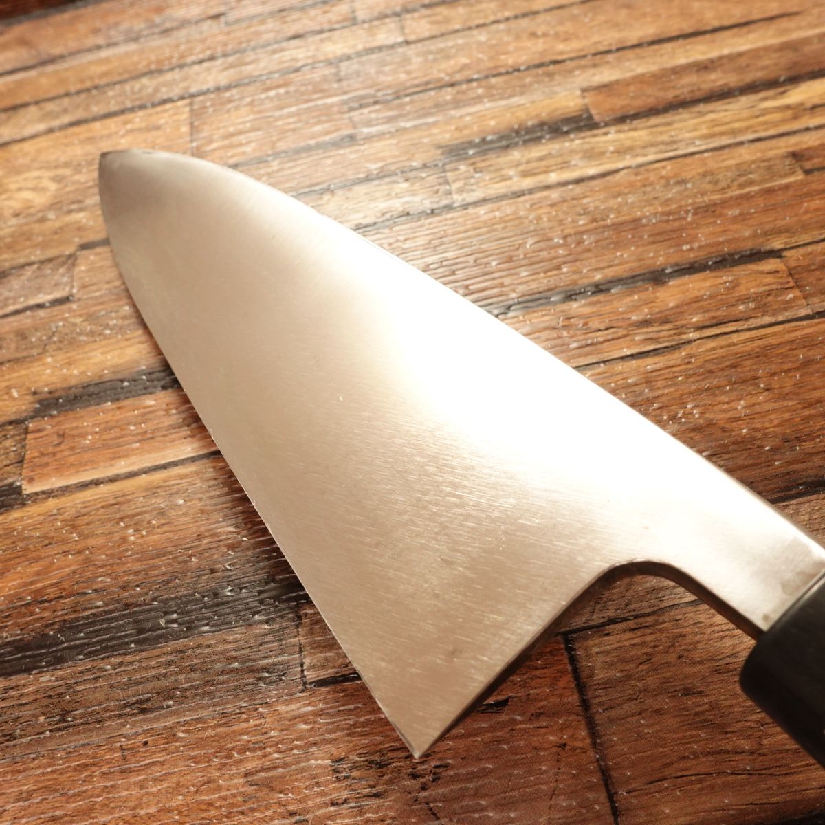 Yoshinaga Large Deba Knife, Sharpened, Kato Yoshinaga Hamono, With Price Seal, Unused Stored Item, Boxed, 200mm