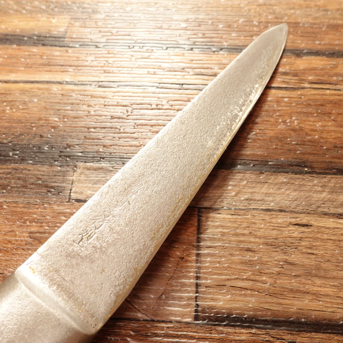Sakai Takayuki Honesuki Knife, Sharpened, Marugata (Curved) Style, Nashiji Finish, 145mm