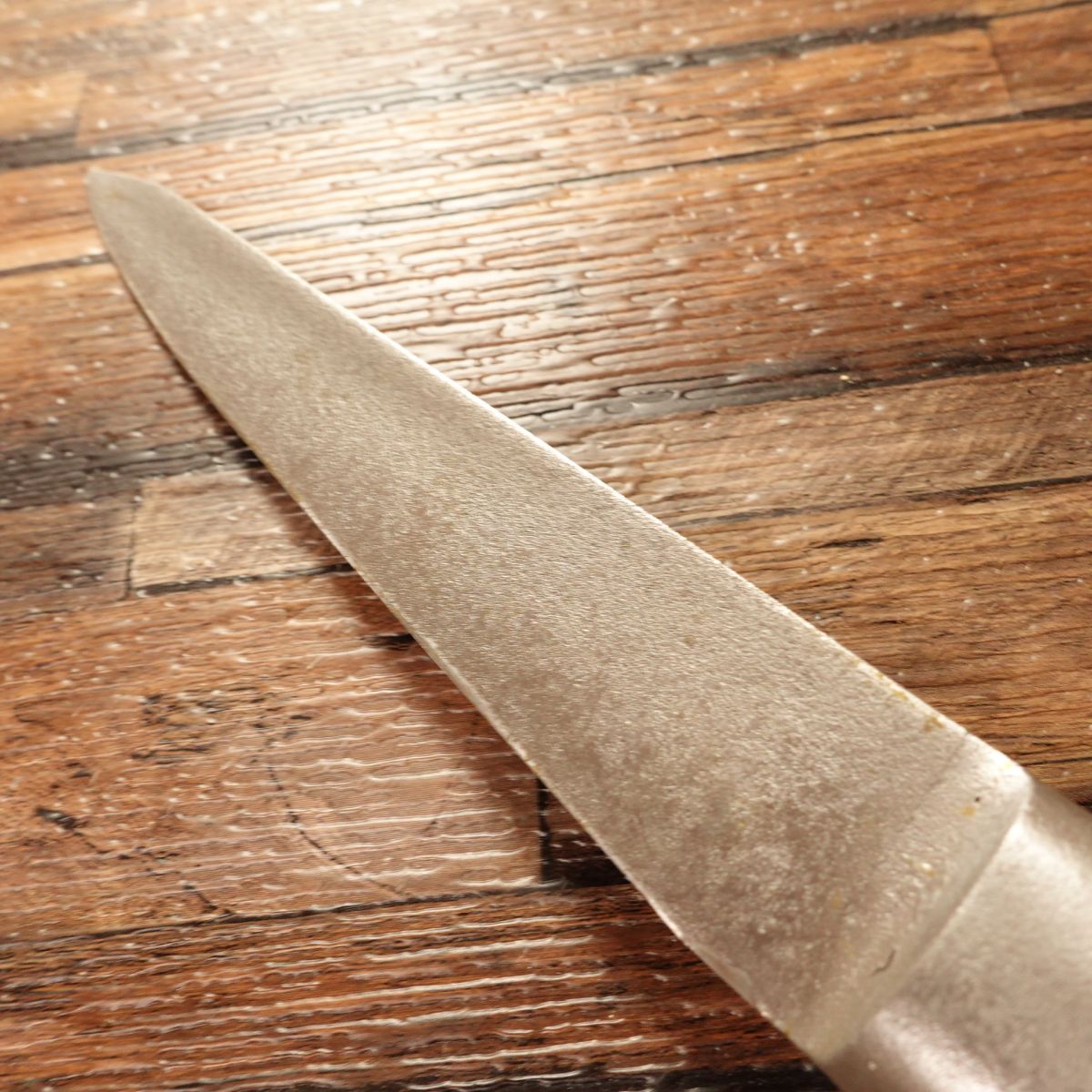 Sakai Takayuki Honesuki Knife, Sharpened, Marugata (Curved) Style, Nashiji Finish, 145mm