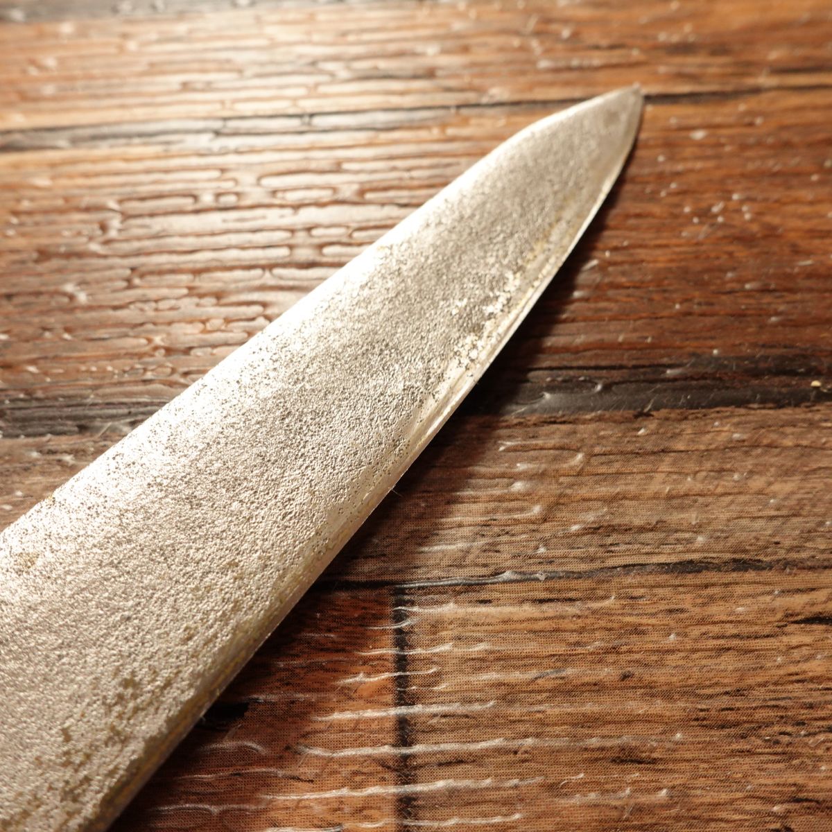 Sakai Takayuki Honesuki Knife, Sharpened, Marugata (Curved) Style, Nashiji Finish, 145mm
