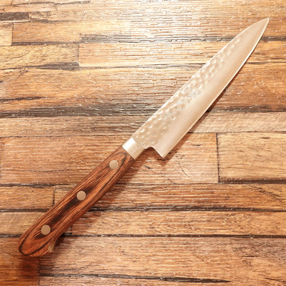 Kikusue Petty Knife, Sharpened, Fruit Knife, Damascus 17-Layer, Hammer Pattern, Mahogany Handle, Nearly Unused, 140mm