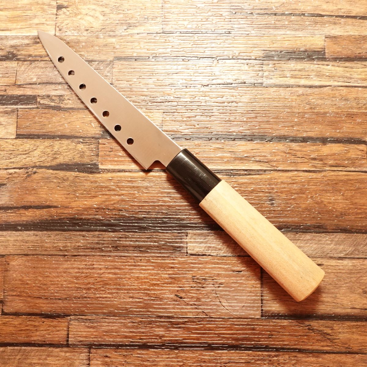 Seki Munekage Petty Knife, Sharpened, Perforated, Fruit Knife, Lightweight, Seki Munekage Work, 125mm