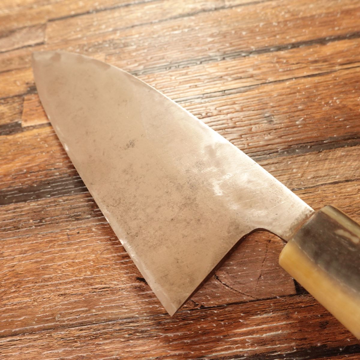 Yoshimori Deba Knife, Sharpened, White Water Buffalo Handle, Yoshimori Work, Hagane, Single Bevel, 155mm