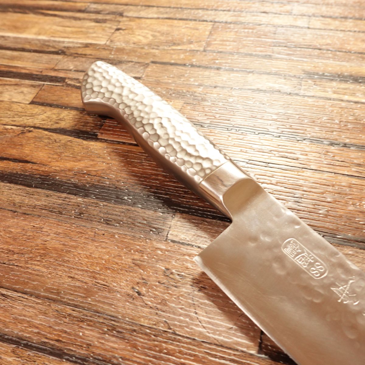 Toshu Gyuto (Chef’s) Knife, Sharpened, All‑Purpose, Hammer Pattern SS “Super Steel,” Light Use, 210 mm