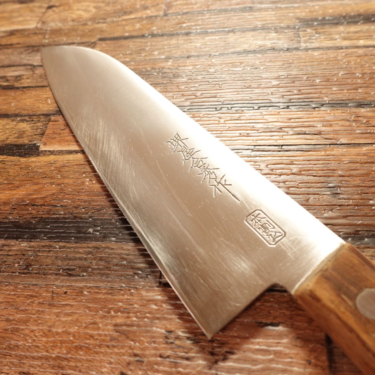 Sakaiya Haruhide Santoku Knife, Sharpened, All‑Purpose, Thin Blade, Genuine Laminated, 165 mm