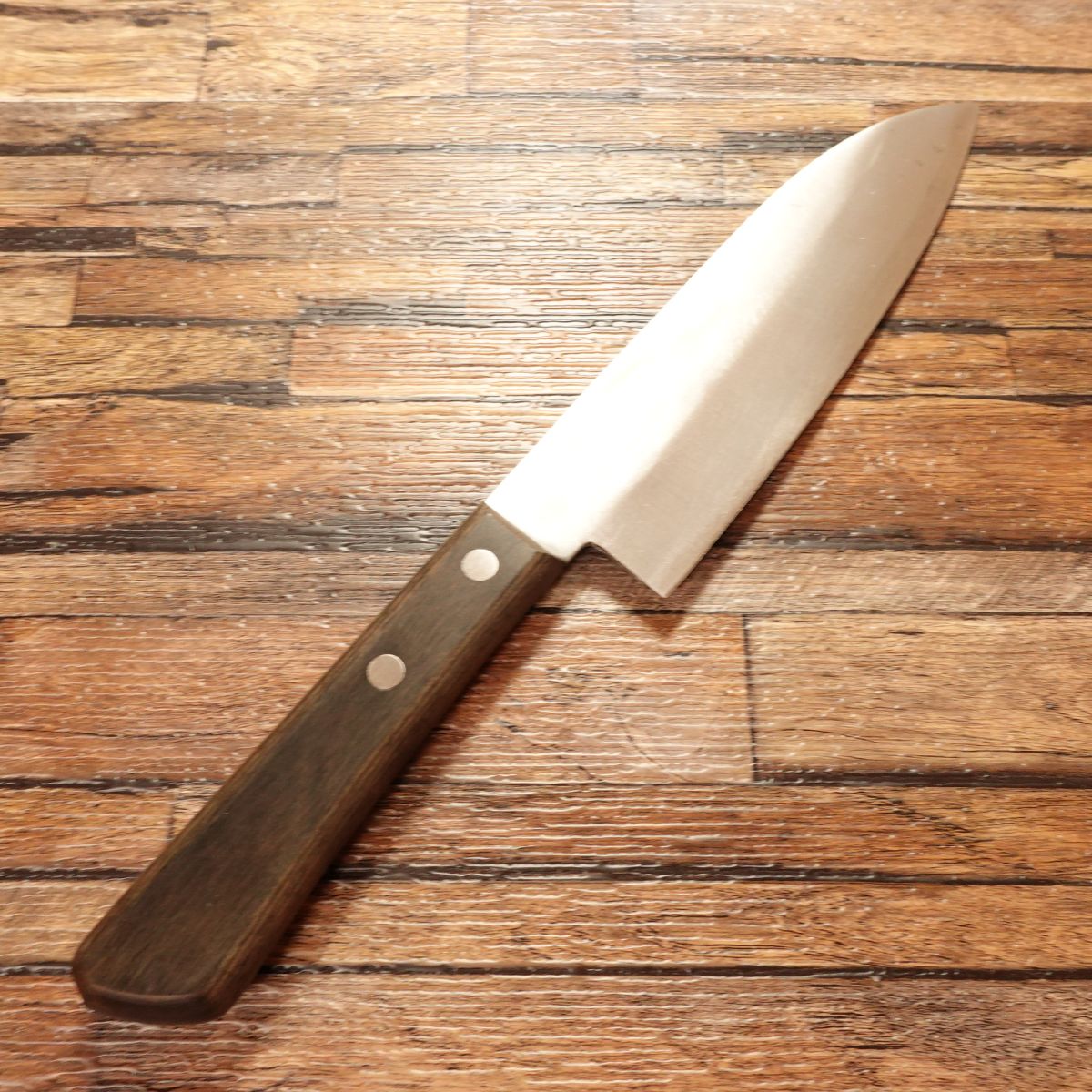 Kikuichi Santoku Knife, Sharpened, Nara Kikuichi-Made, All-Purpose Knife, Warikomi, Minimal Use, Excellent Condition, 165mm