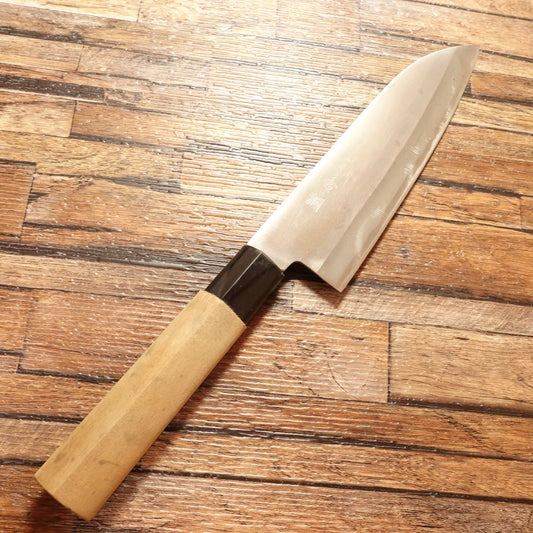 Hidetuna Santoku Knife, Sharpened, All-Purpose Knife, Wazukuri Hidetuna, Hagane Steel, 170mm