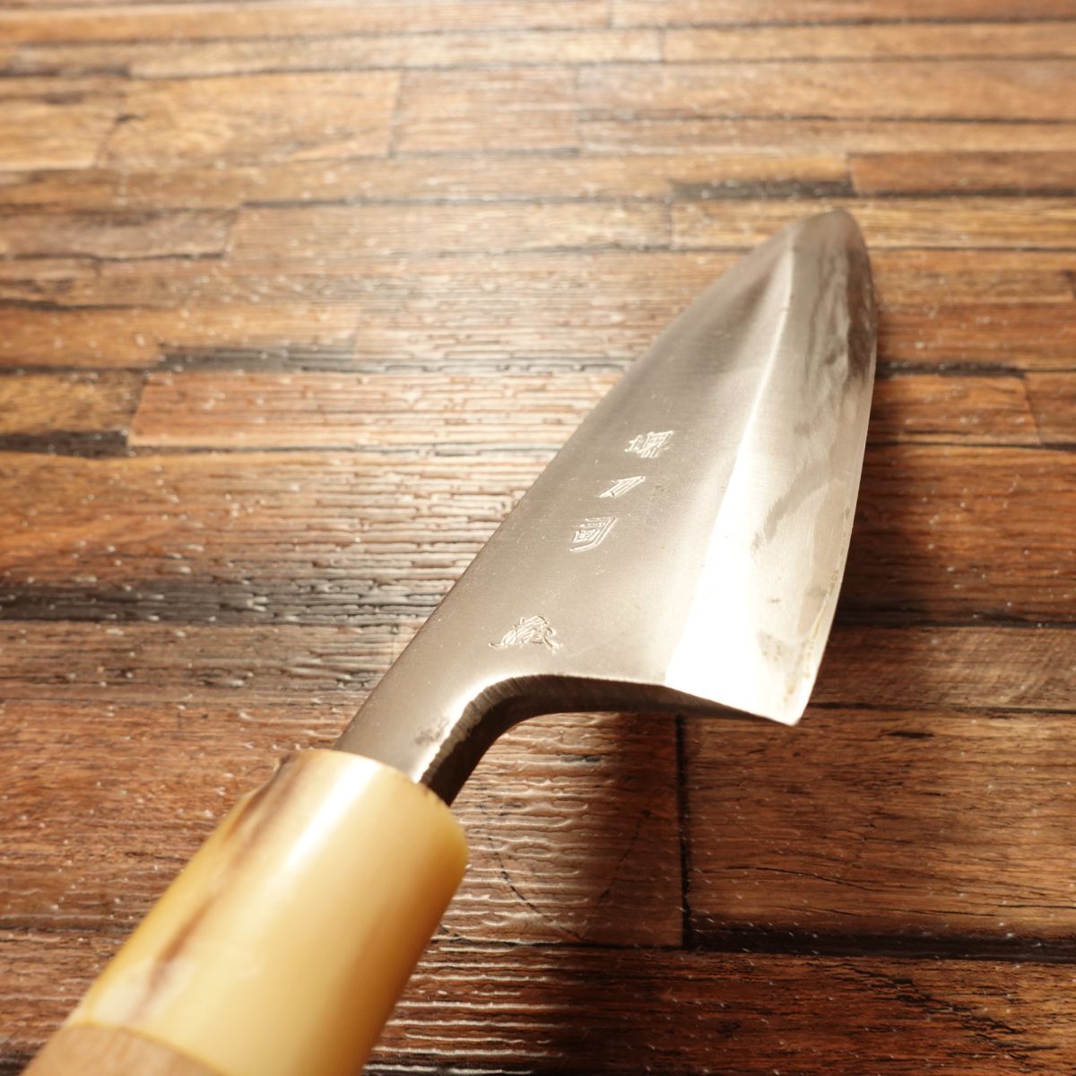 Sakai Toji Deba Knife, Sharpened, White Water Buffalo Handle, Made by Iwakuni, Hagane Steel, Single Bevel, Lightly Used, 170mm