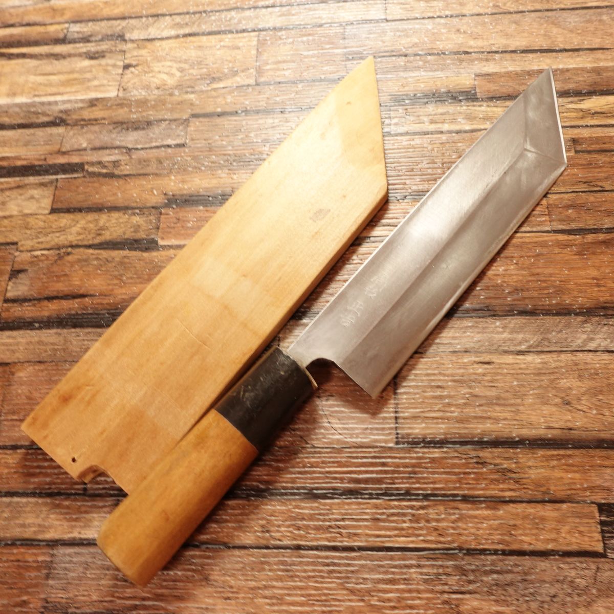Syoudai Masayoshi Unagi Knife, Water Buffalo Handle, Eel Filleting Knife, With Wooden Saya, 185mm
