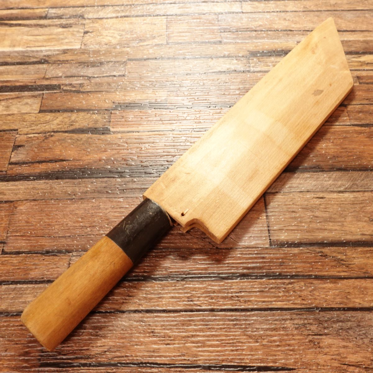 Syoudai Masayoshi Unagi Knife, Water Buffalo Handle, Eel Filleting Knife, With Wooden Saya, 185mm