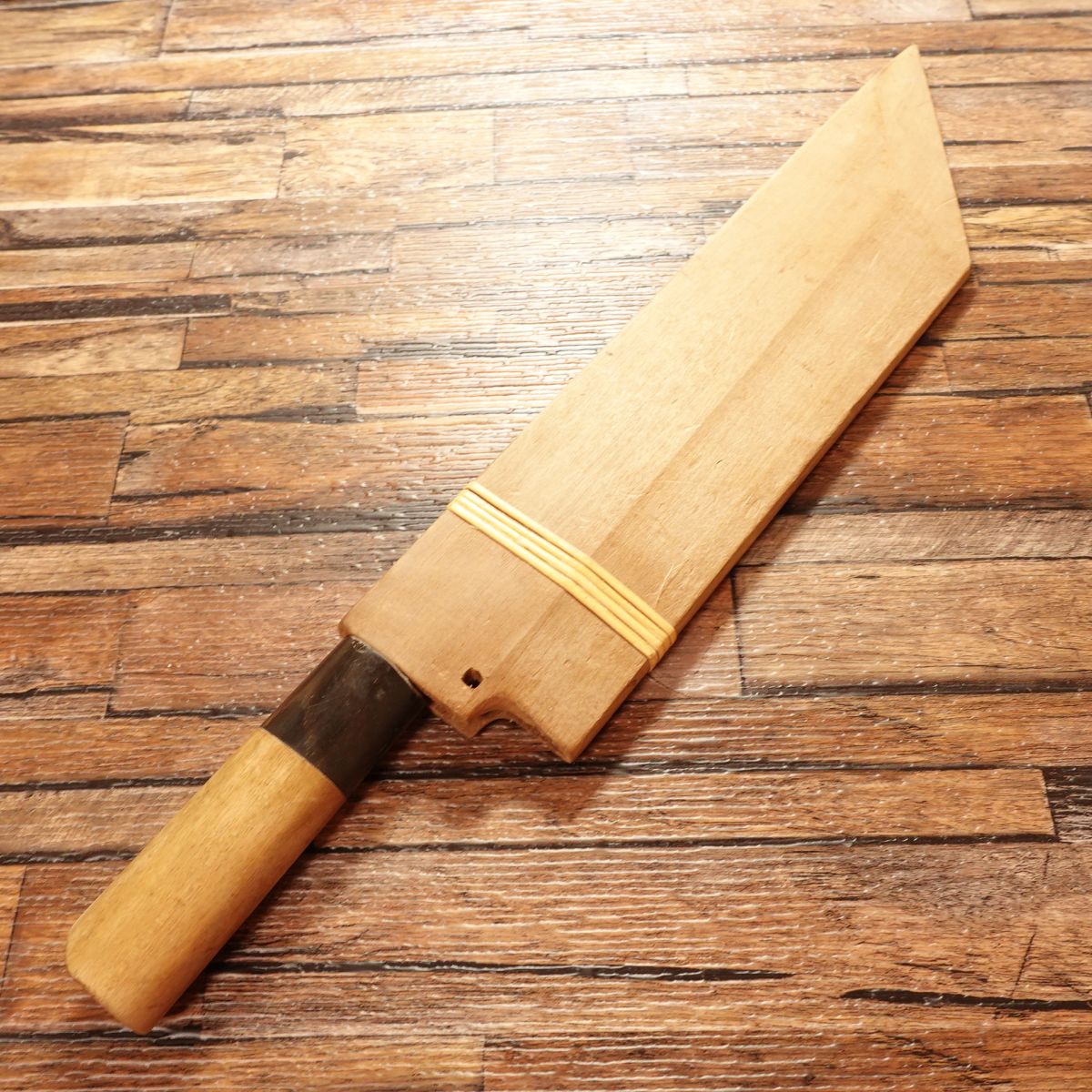 Syoudai Masayoshi Unagi Knife, Water Buffalo Handle, Eel Filleting Knife, With Wooden Saya, 250mm